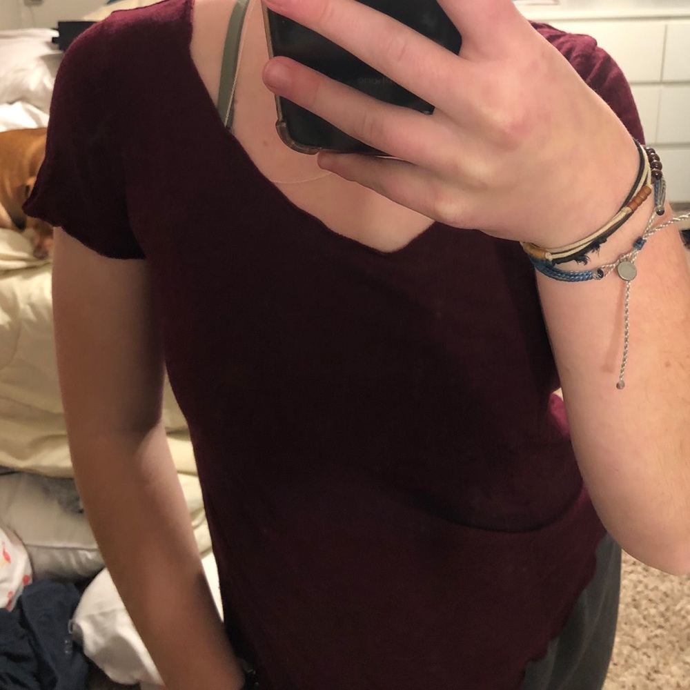 2 Tank tops, 1 T shirt